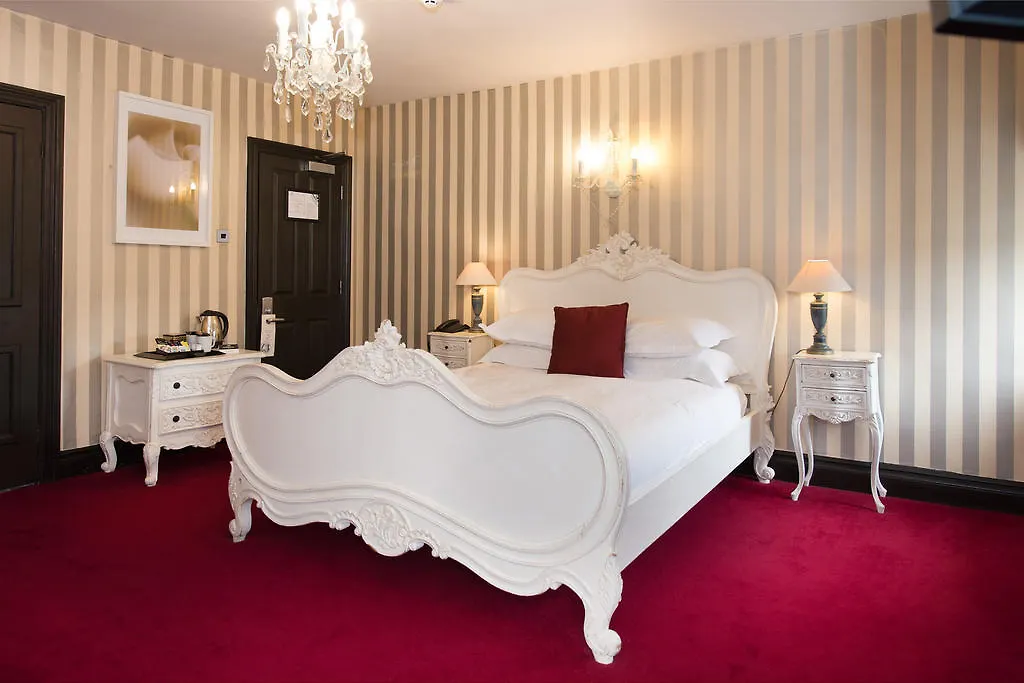 Balmoral Hotel هاروغايت