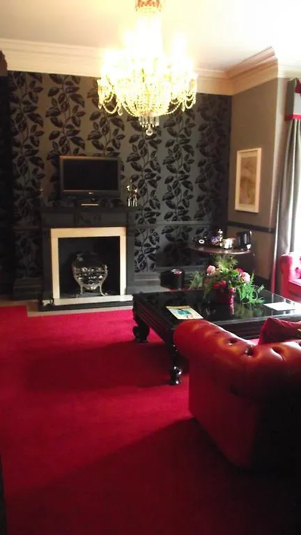 Balmoral Hotel هاروغايت
