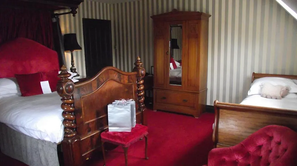 Balmoral Hotel هاروغايت