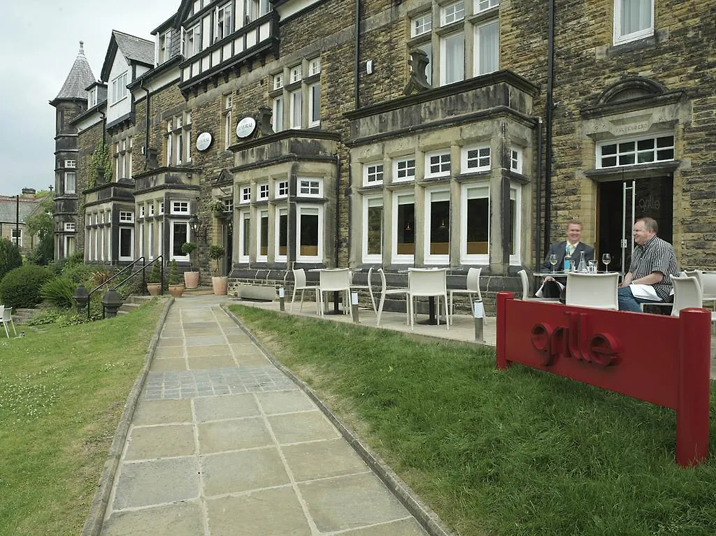 Balmoral Hotel هاروغايت