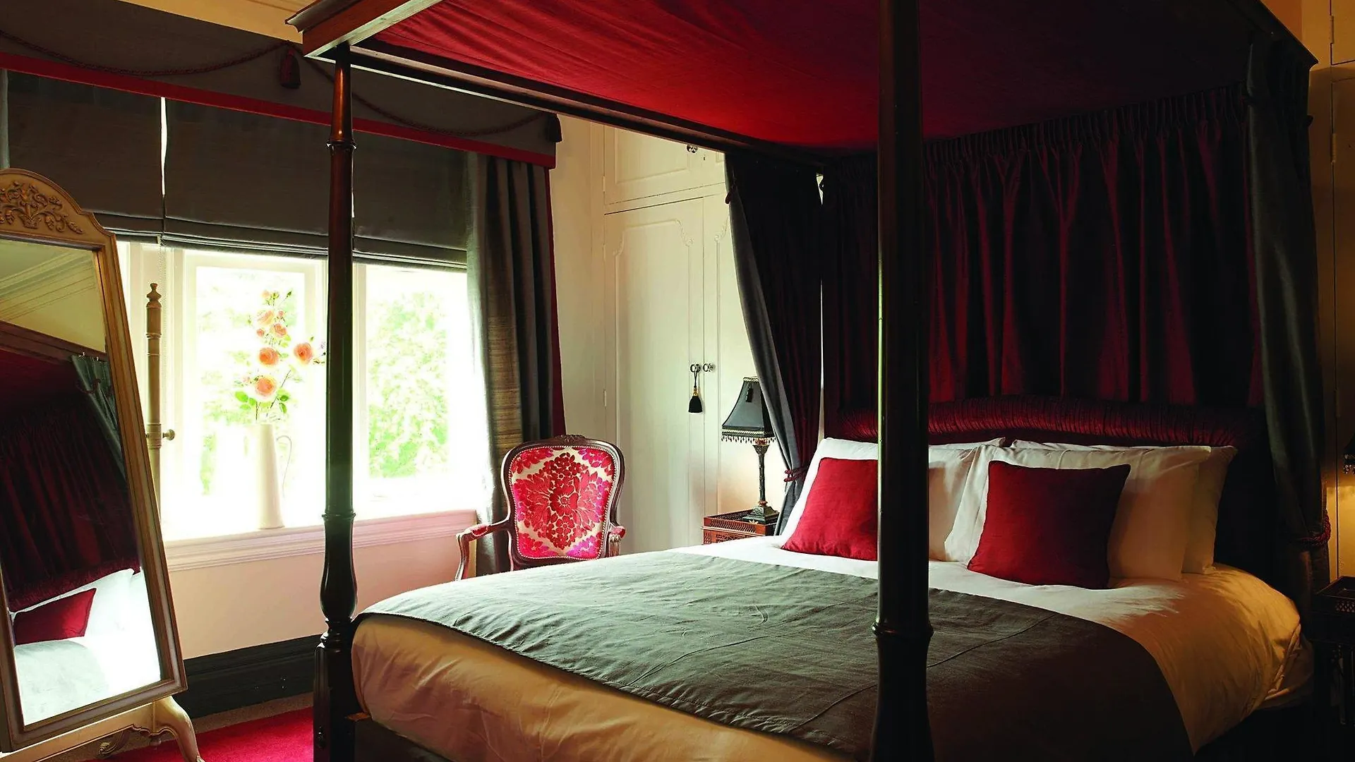Balmoral Hotel هاروغايت