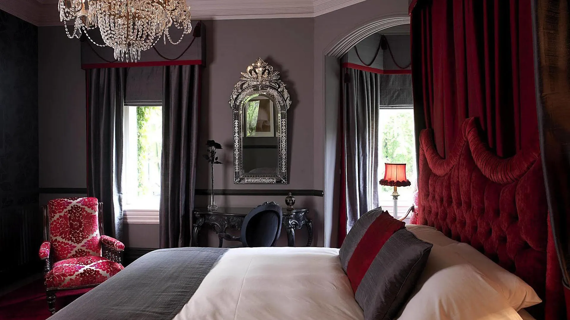 Balmoral Hotel هاروغايت
